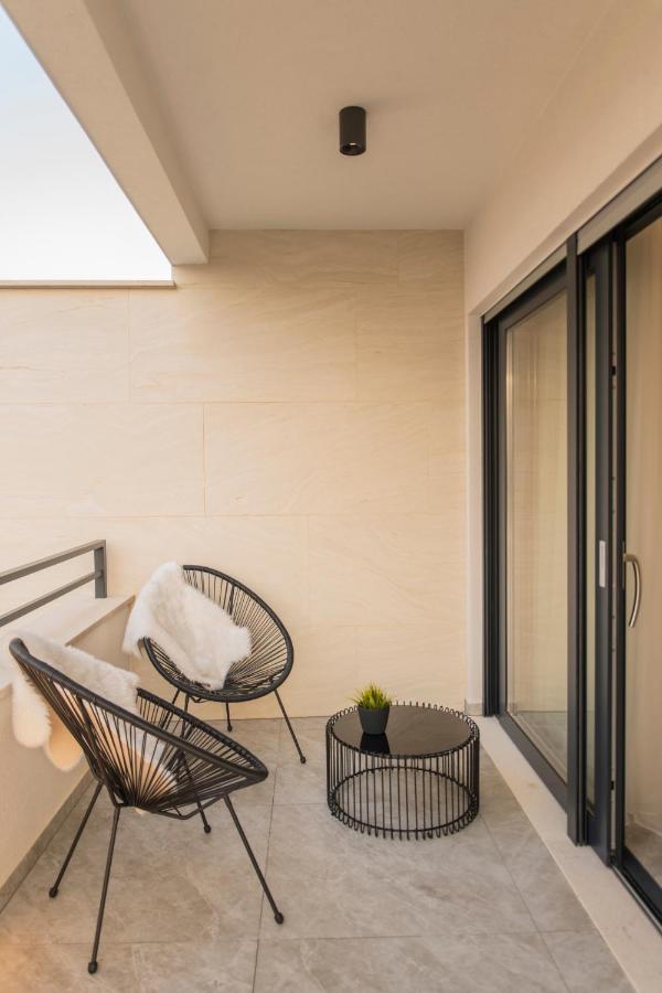 Villa Magna Luxury Apartments 무르테르 외부 사진