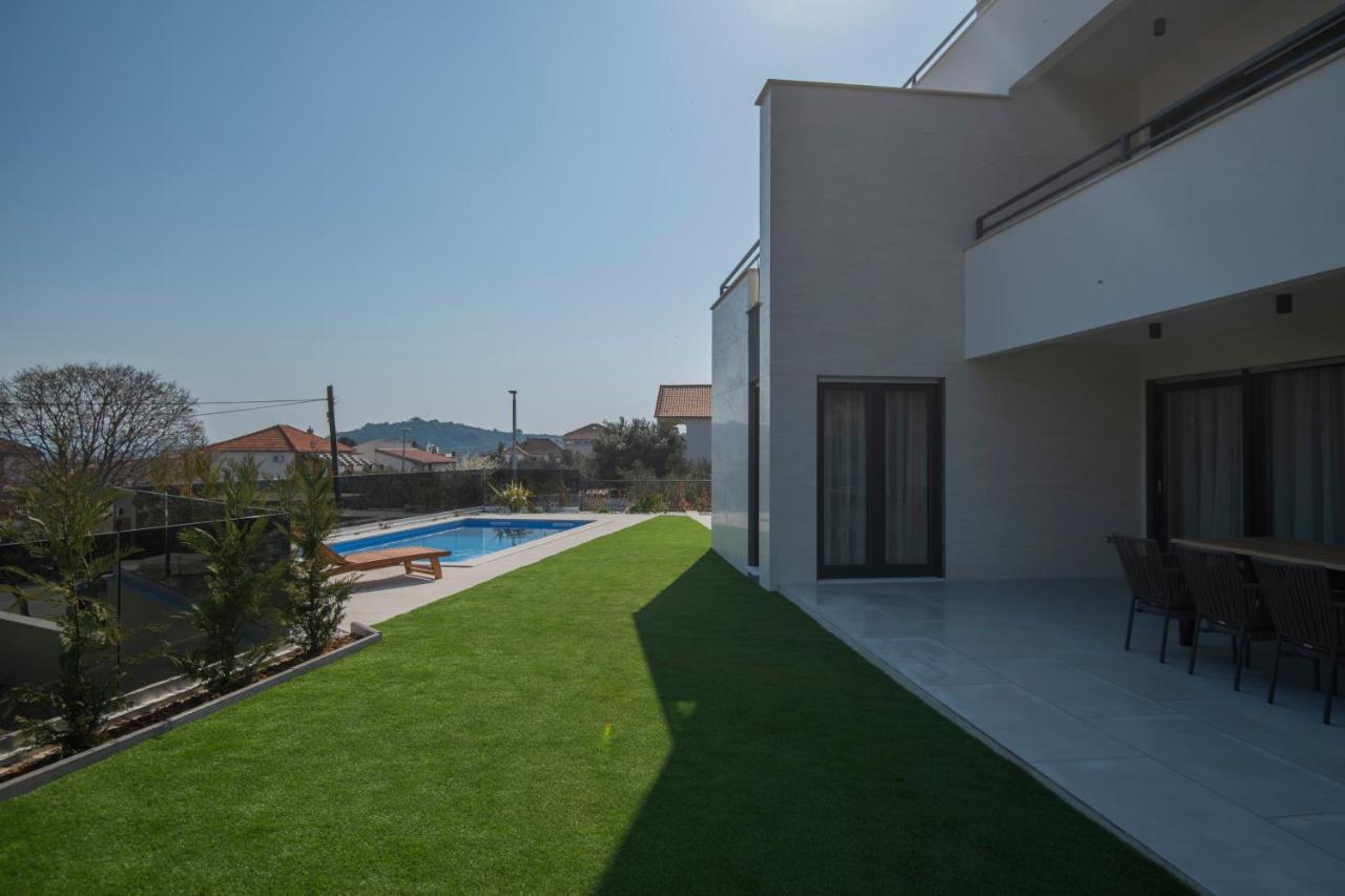 Villa Magna Luxury Apartments 무르테르 외부 사진