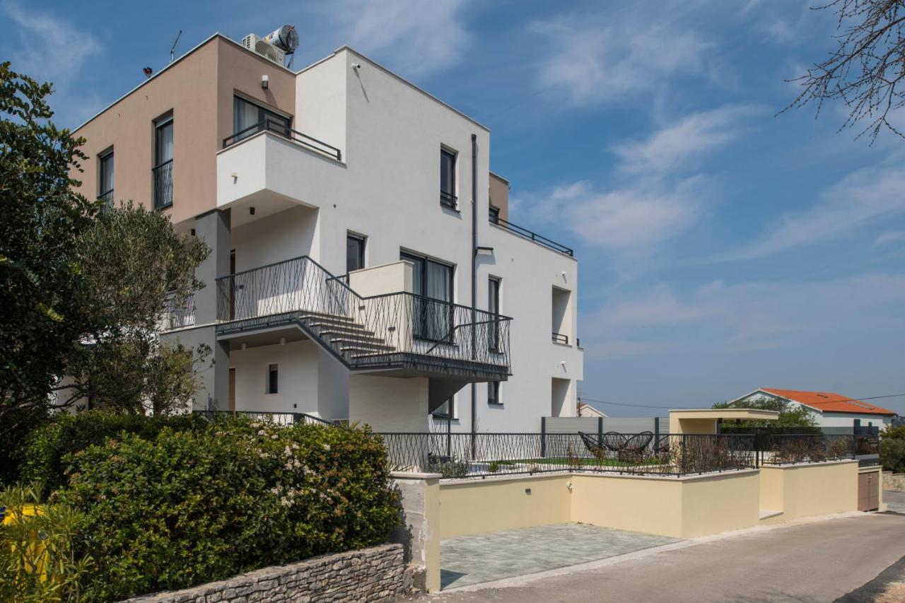 Villa Magna Luxury Apartments 무르테르 외부 사진